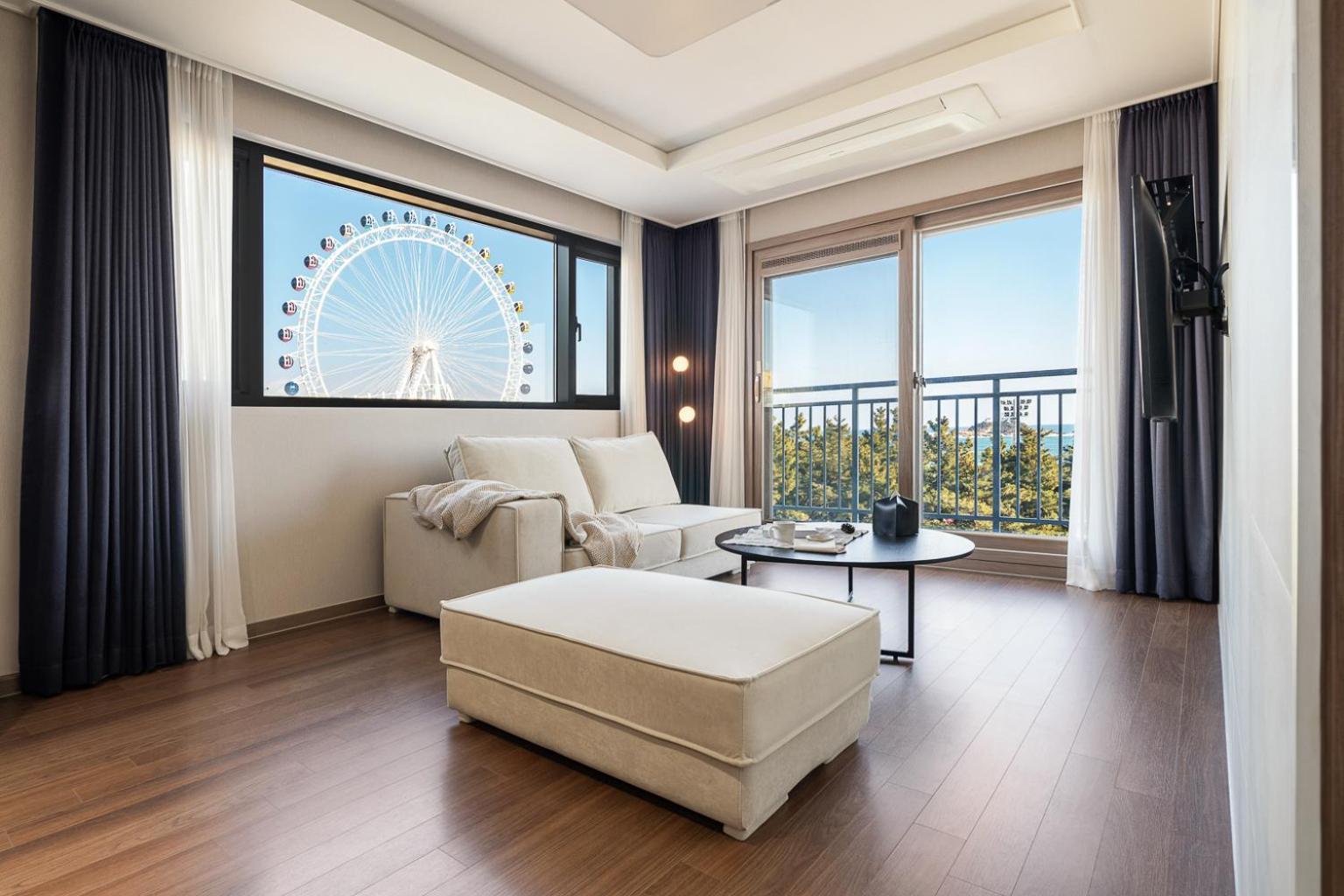 Urbanstay Sokcho Beach Ab Екстер'єр фото